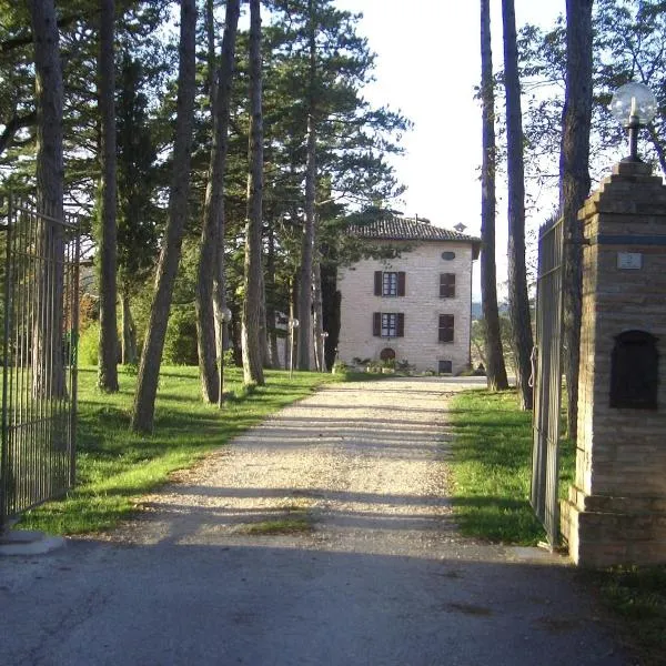 Villa Pascolo, hotel v destinaci Costacciaro