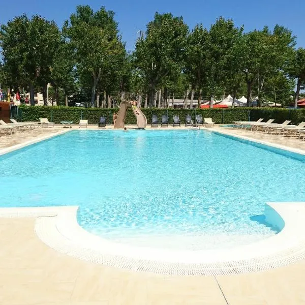Camping Village Viareggio, hotel v destinaci Viareggio