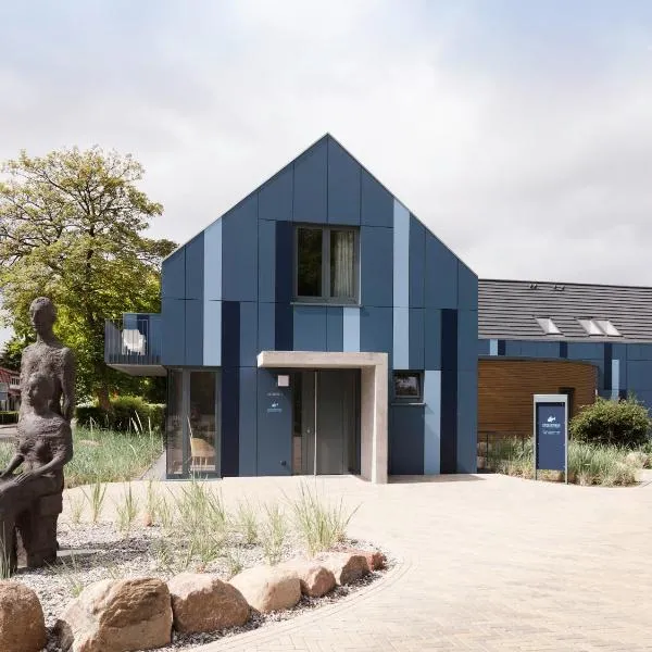 Haus am Deich Ferienwohnungen, Hotel in Prerow