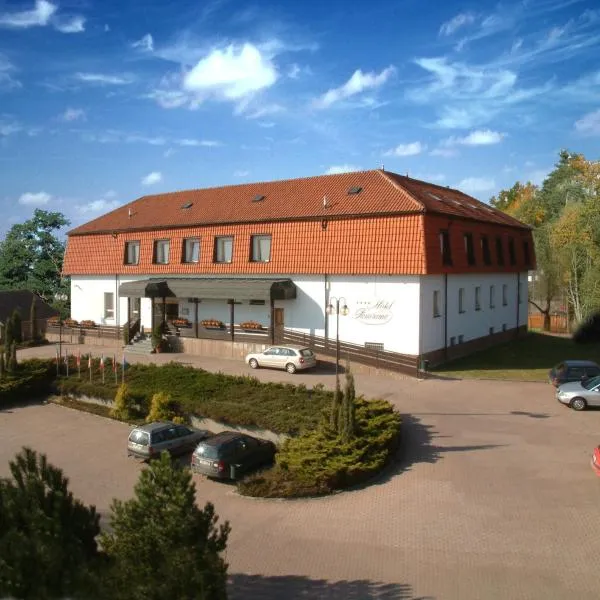 Hotel Panorama, hotel en Město Touškov