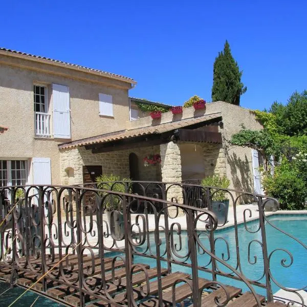 Villa Solary, hotel v destinaci Le Pontet