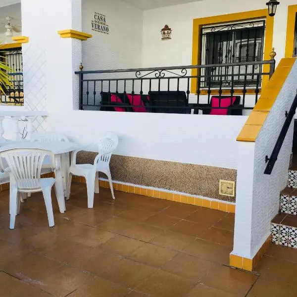 Casa Verano, hotel in Algorfa