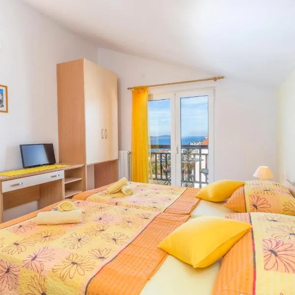 Apartments Ivanović, ξενοδοχείο στο Χβαρ