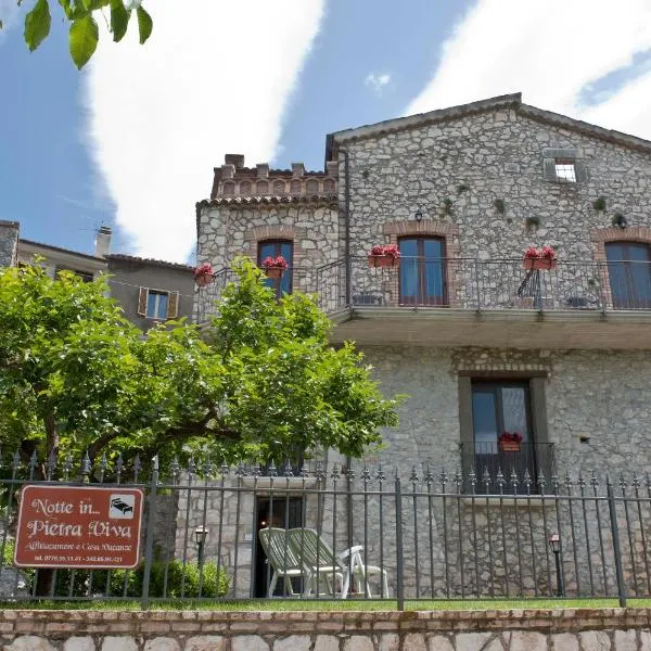 Holiday house "Pietra viva", hotel en Castelnuovo Parano