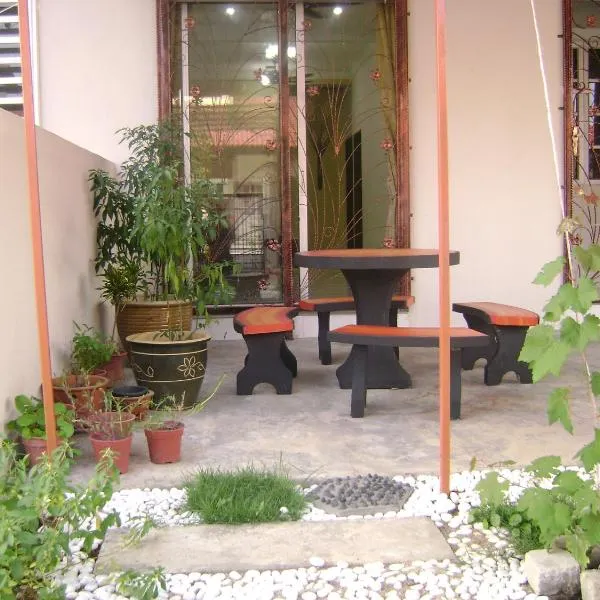 Homestay Amsyarah, מלון בSuak Sungai Padi