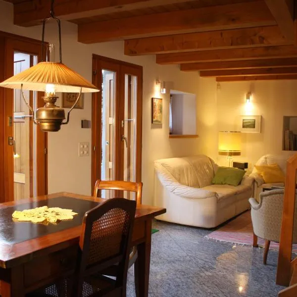 Tenuta Casa Cima - tenutacasacima com -, hotel v destinaci Gudo