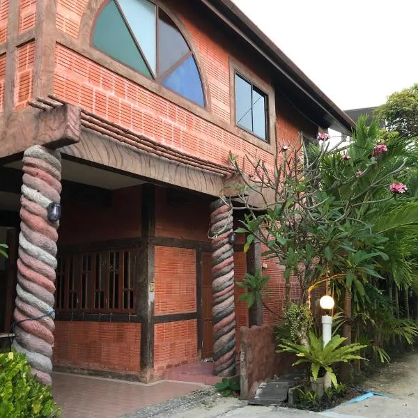 Villa Kamala Beach, hotel in Kamala Beach