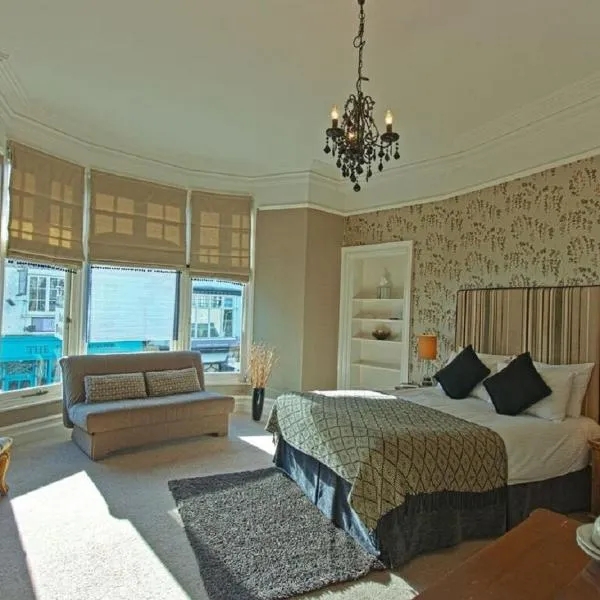 Monties Guest House - Adults ONLY, hotel a Bowness-on-Windermere