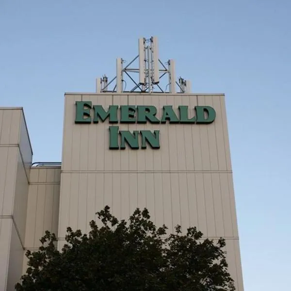 Emerald Inn, hotel di Maplewood