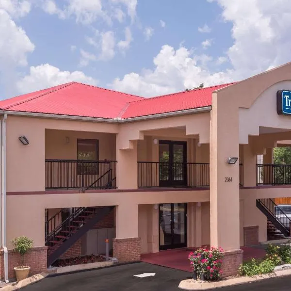 Travelodge by Wyndham Chattanooga/Hamilton Place, hotel in Chattanooga