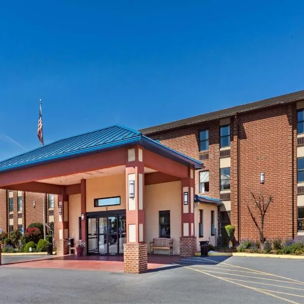 Travelodge by Wyndham Winchester, hotel in Berryville