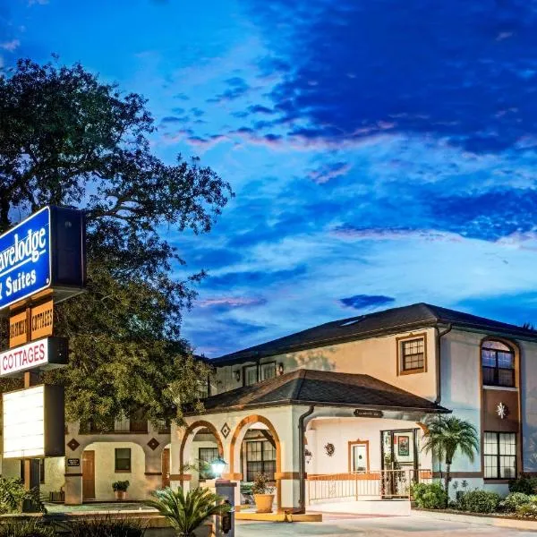 Travelodge by Wyndham Suites St Augustine، فندق في سانت أوغيستين