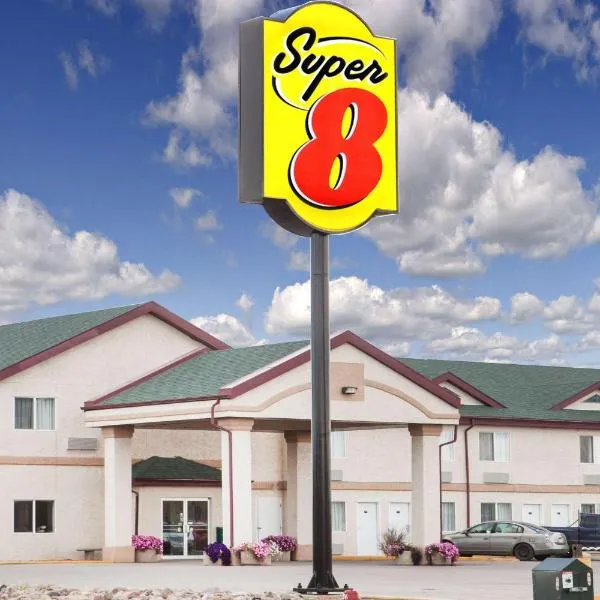 Super 8 by Wyndham Kindersley, hotel v destinácii Kindersley