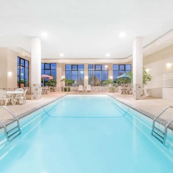 Elevation Inn & Suites, Trademark Collection by Wyndham, hotel v destinaci Rapid City