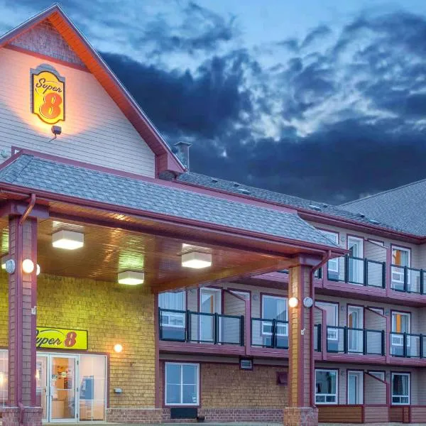 Super 8 by Wyndham Caraquet, hotel v destinaci Caraquet