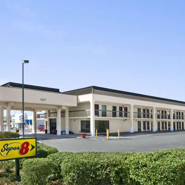 Super 8 by Wyndham Oxford, hotel in Oxford