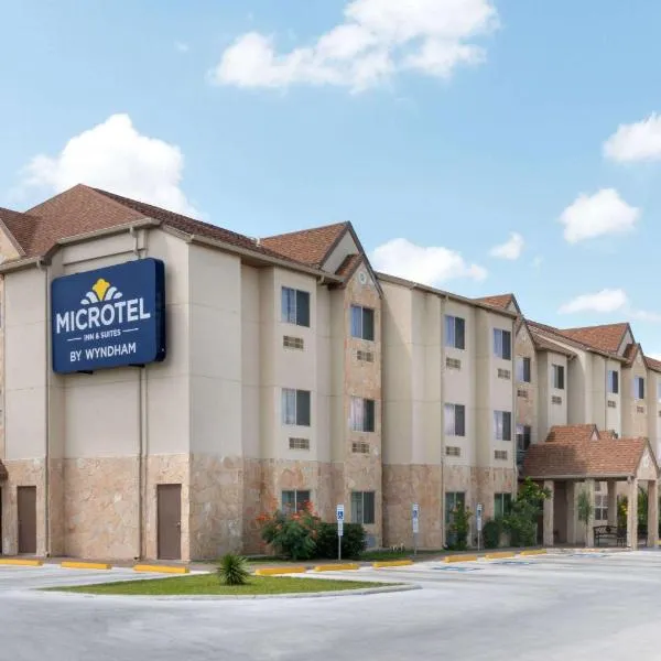 Microtel Inn and Suites Eagle Pass โรงแรมในอีเกิสพาส