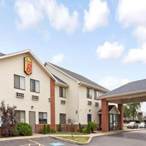 Super 8 by Wyndham Monee I-57, hotel en Manteno