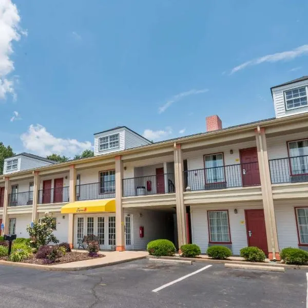 Super 8 by Wyndham Alexander City, hotel v destinaci Alexander City