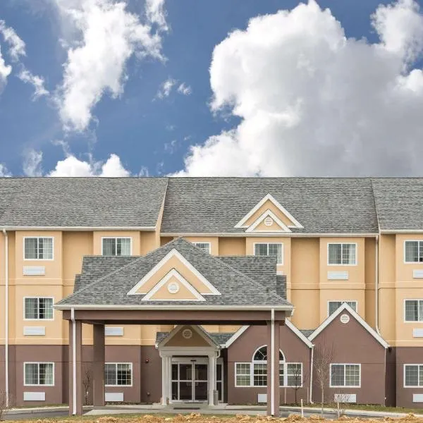 Microtel Inn & Suites by Wyndham Beaver Falls, hotel a East Liverpool