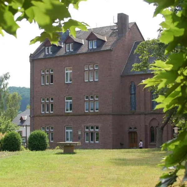 Stiftsberg - Bildungs- und Freizeitzentrum, hotel en Zendscheid