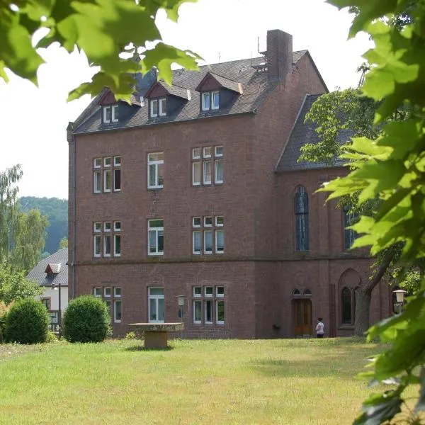 Stiftsberg - Bildungs- und Freizeitzentrum, hotell i Balesfeld