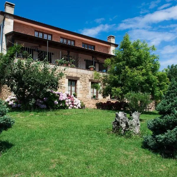 Posada Las Torres, hotel en Yuso