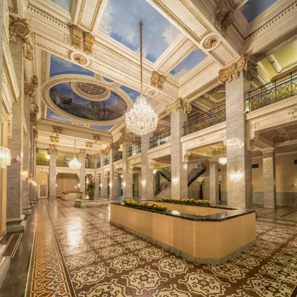 Hotel Bentley, готель у місті Александрія