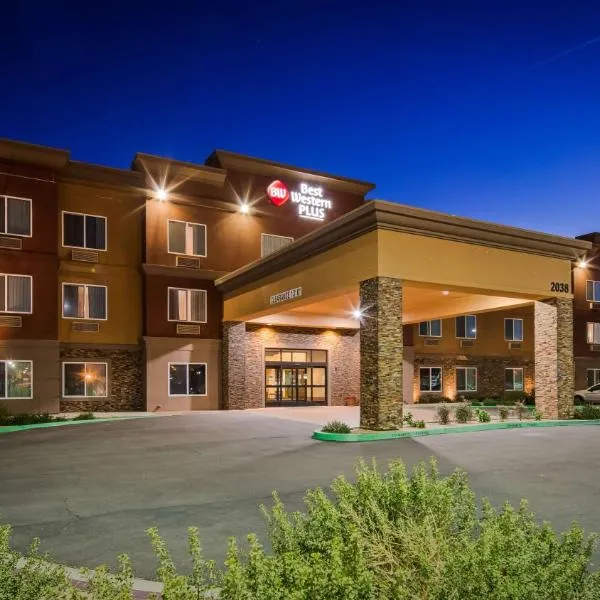 Best Western Plus Desert Poppy Inn, hotel en Rosamond