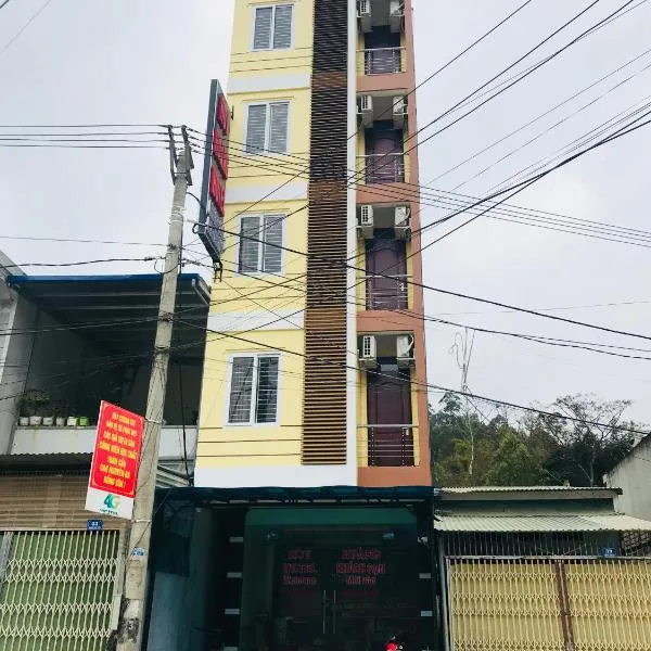 Huy Hoàng Hotel, hotel in Làng Xao Vang