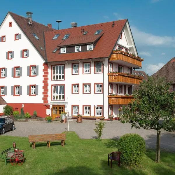 Landgasthof Bären, hotel v destinaci Kirchzarten