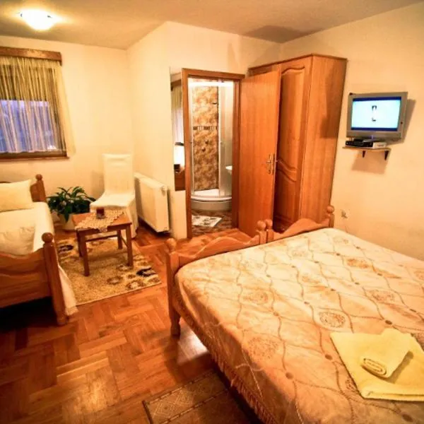 Kod Ribiča, hotel v destinaci Jasenovac