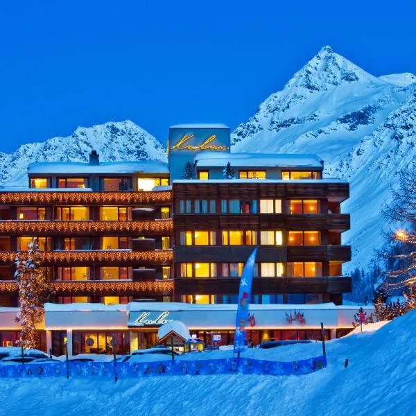 Arosa Kulm Hotel & Alpin Spa, hotel di Schmitten
