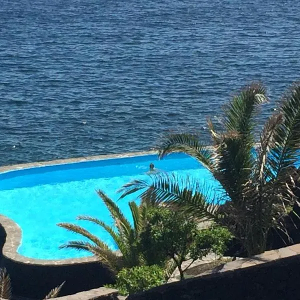 Salitre La Caleta El Hierro, hotel em La Caleta