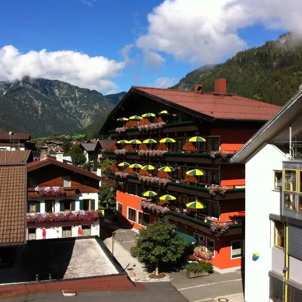 Hotel Tiroler Adler - bed and breakfast, hotel v destinácii Waidring