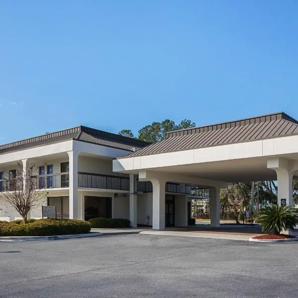 Motel 6-Savannah, GA - Midtown, viešbutis Savanoje