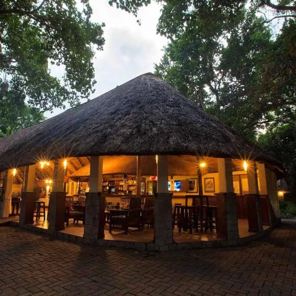 Island Safari Lodge, hotell i Maun