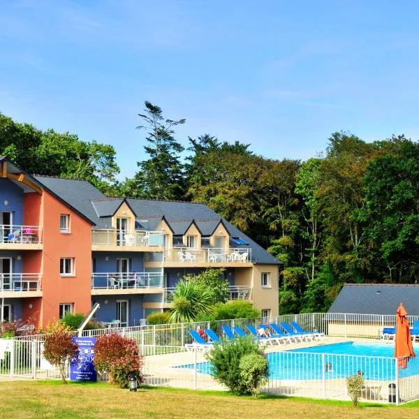 Goélia Résidence du Golf de l'Océan, hotel v destinaci Carantec