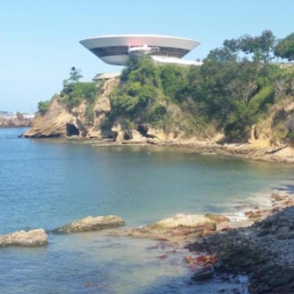 Apartamento em Niterói Excelente Localização - Boa Viagem