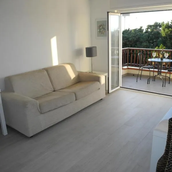 Marina Apartment, hotel Gioiosa Mareában