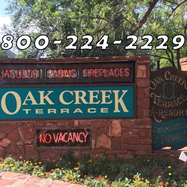 Oak Creek Terrace Resort, hotel Munds Parkban