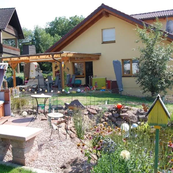 Ferienwohnung Grosso, מלון בGräfendorf