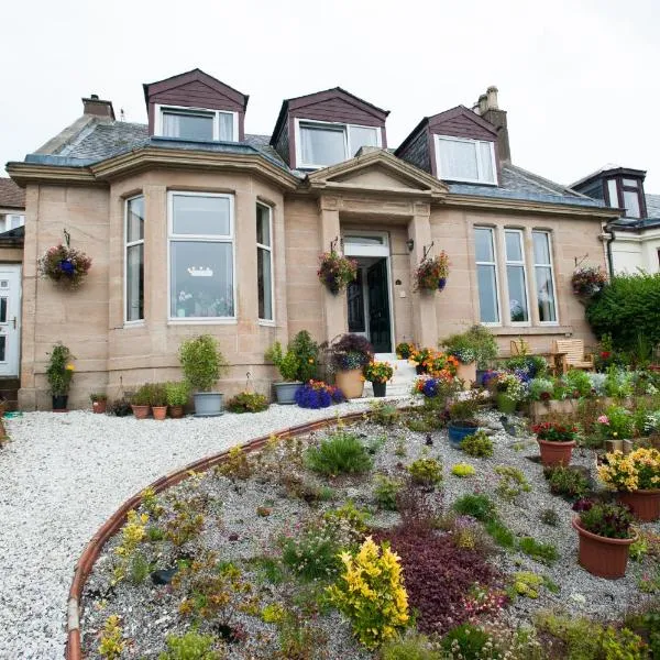 Dean Park Guest House, hotel di Kilmarnock