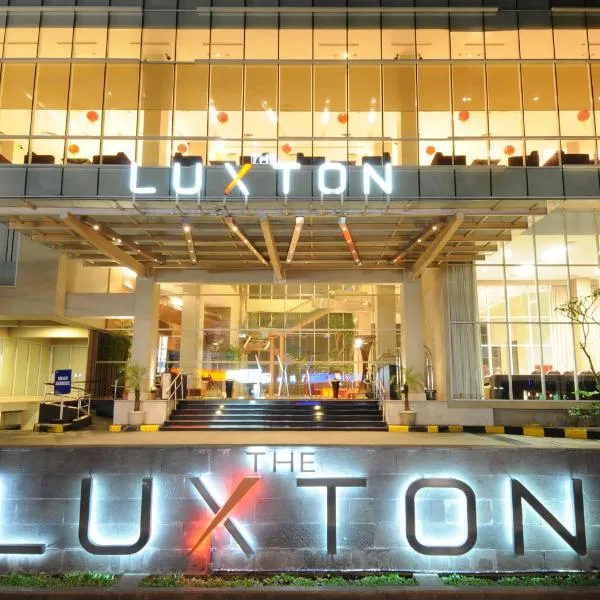 The Luxton Bandung, hotel en Cicadas