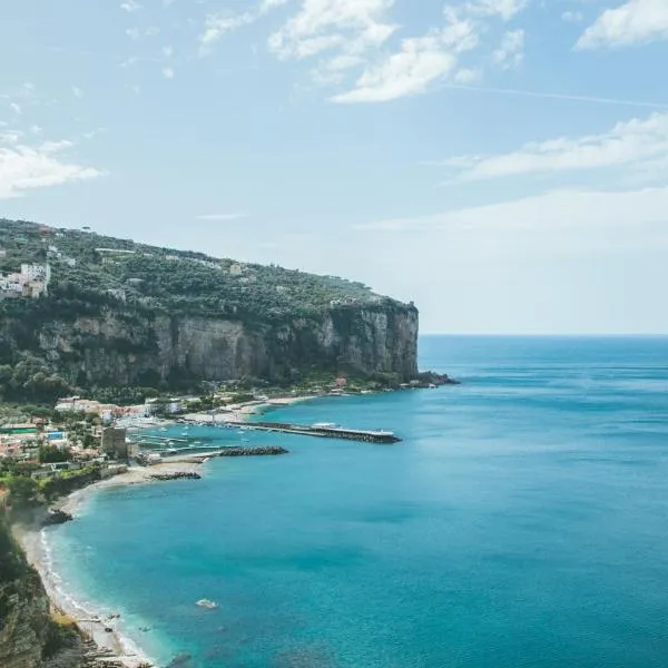 Penisola Apartment, hotel in Vico Equense
