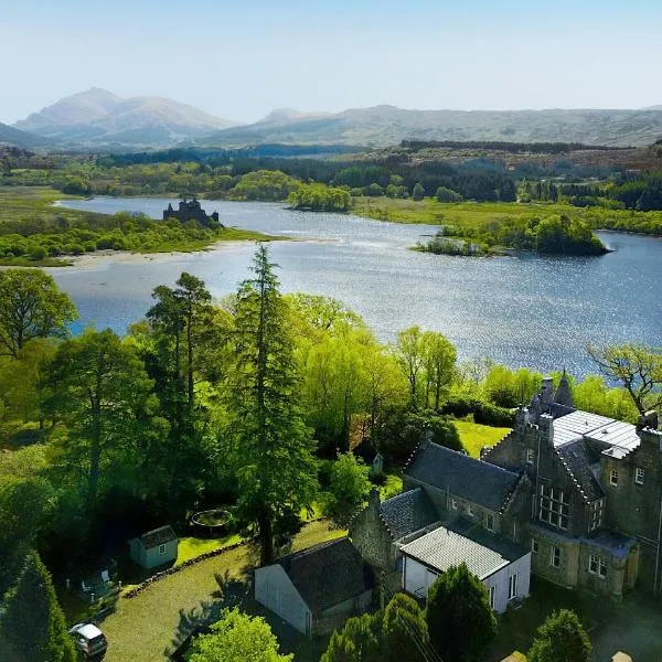 Kilchurn Suites, hotel v destinaci Loch Awe