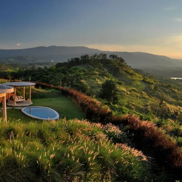 Sala Khaoyai, hotel v destinaci Wangkata