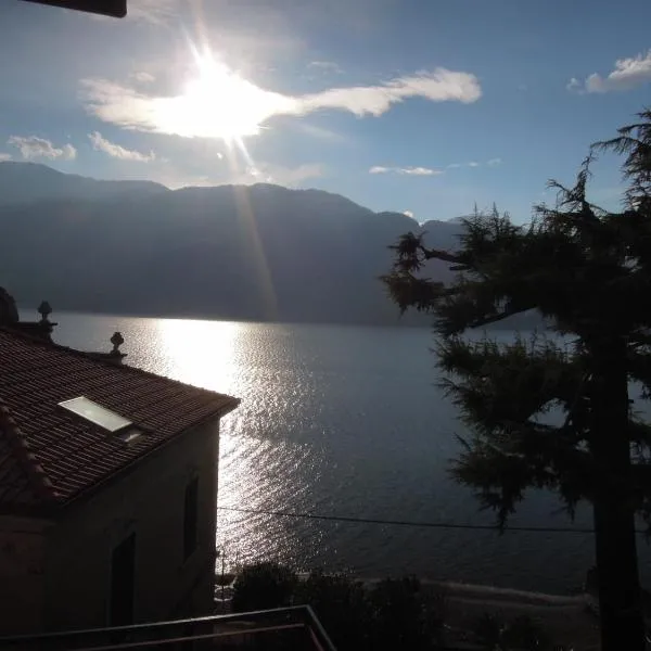 Una FINESTRA sul LAGO, hotel a Lierna