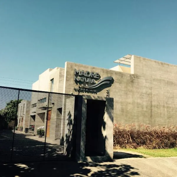 Madre Natura, khách sạn ở Asuncion