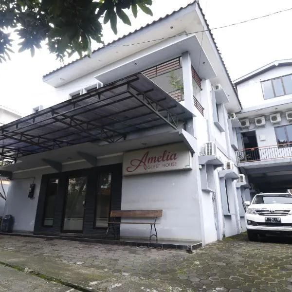 RedDoorz Plus near Undip Tembalang, hotel in Semarang
